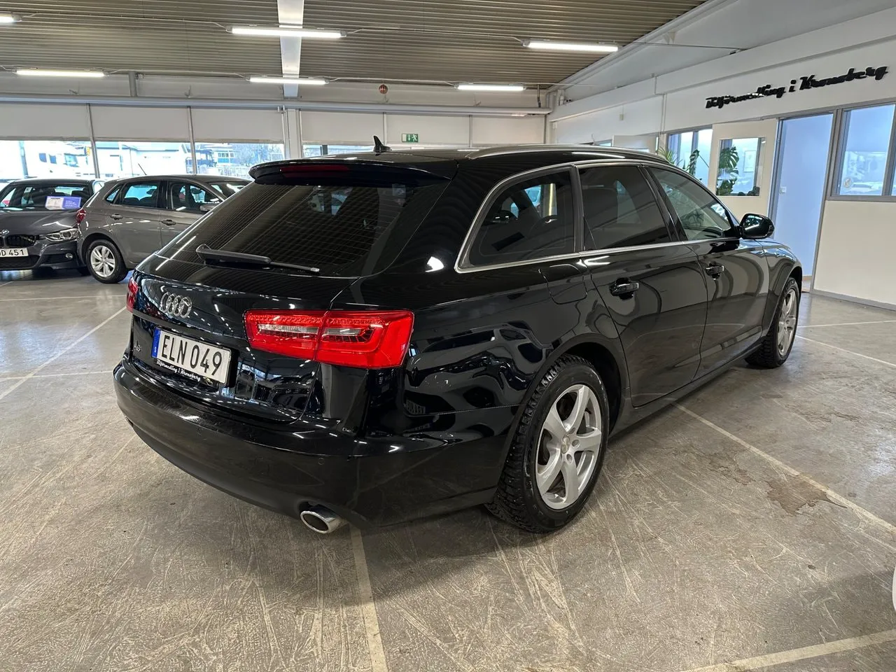 Vehicle image 2