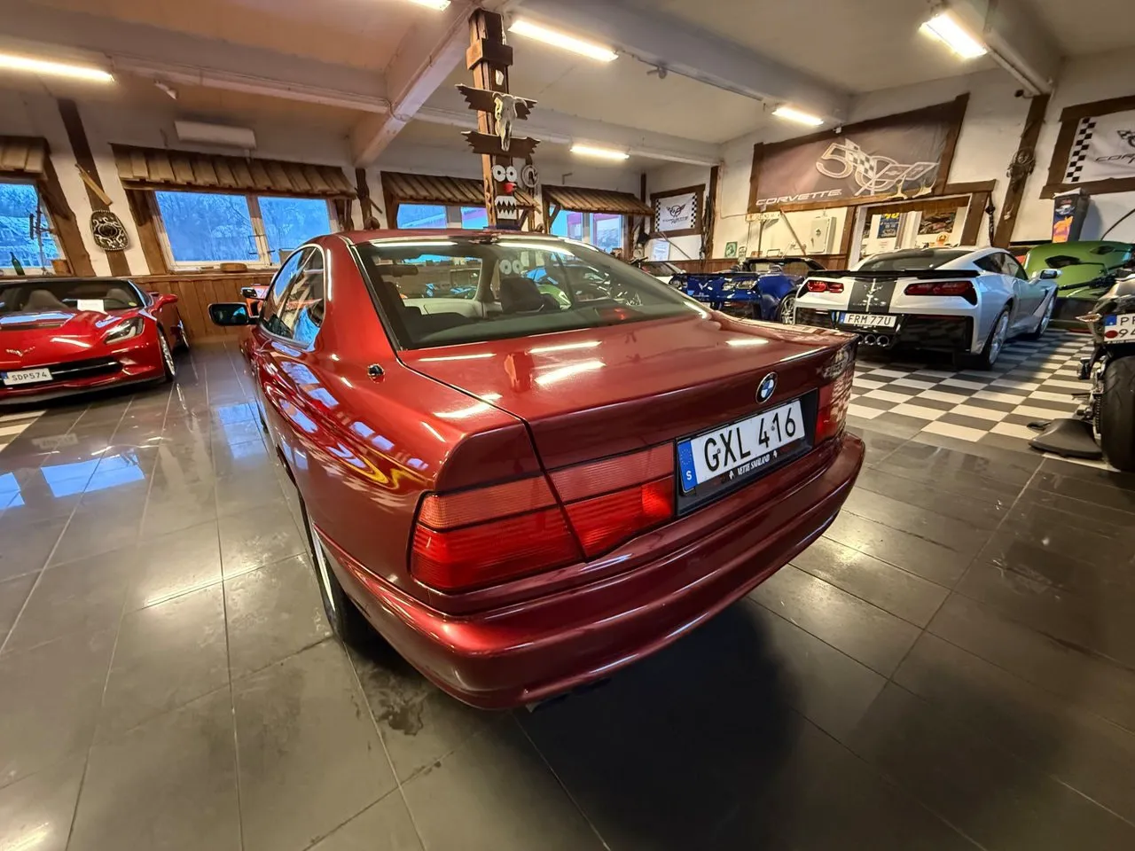Vehicle image 7