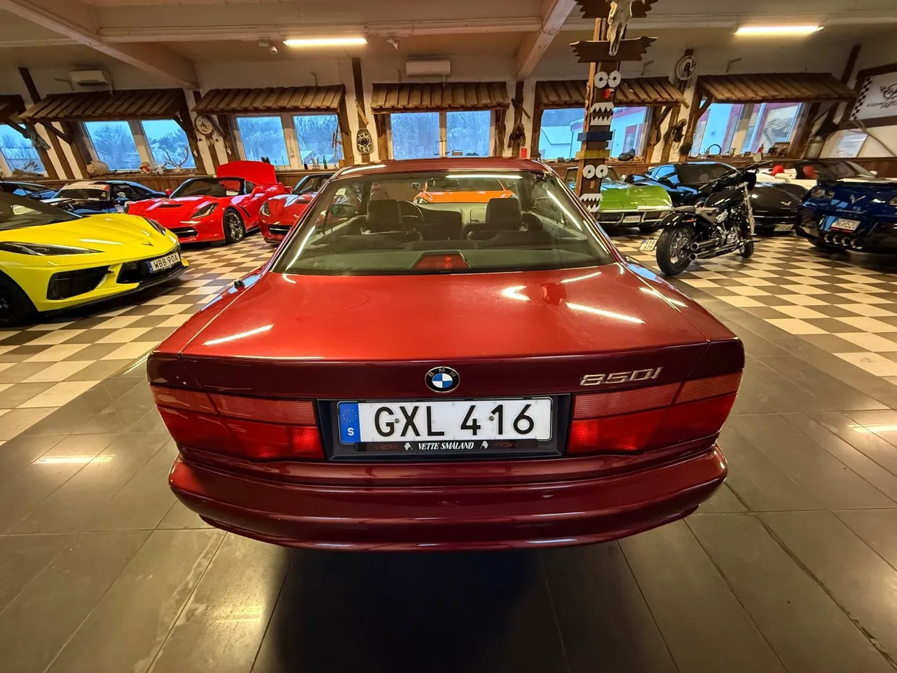 Vehicle image 8