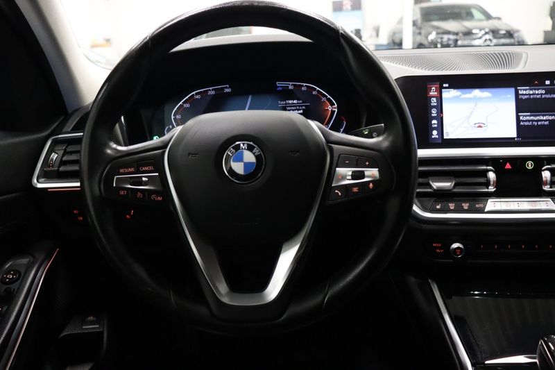 BMW 320 bild 15