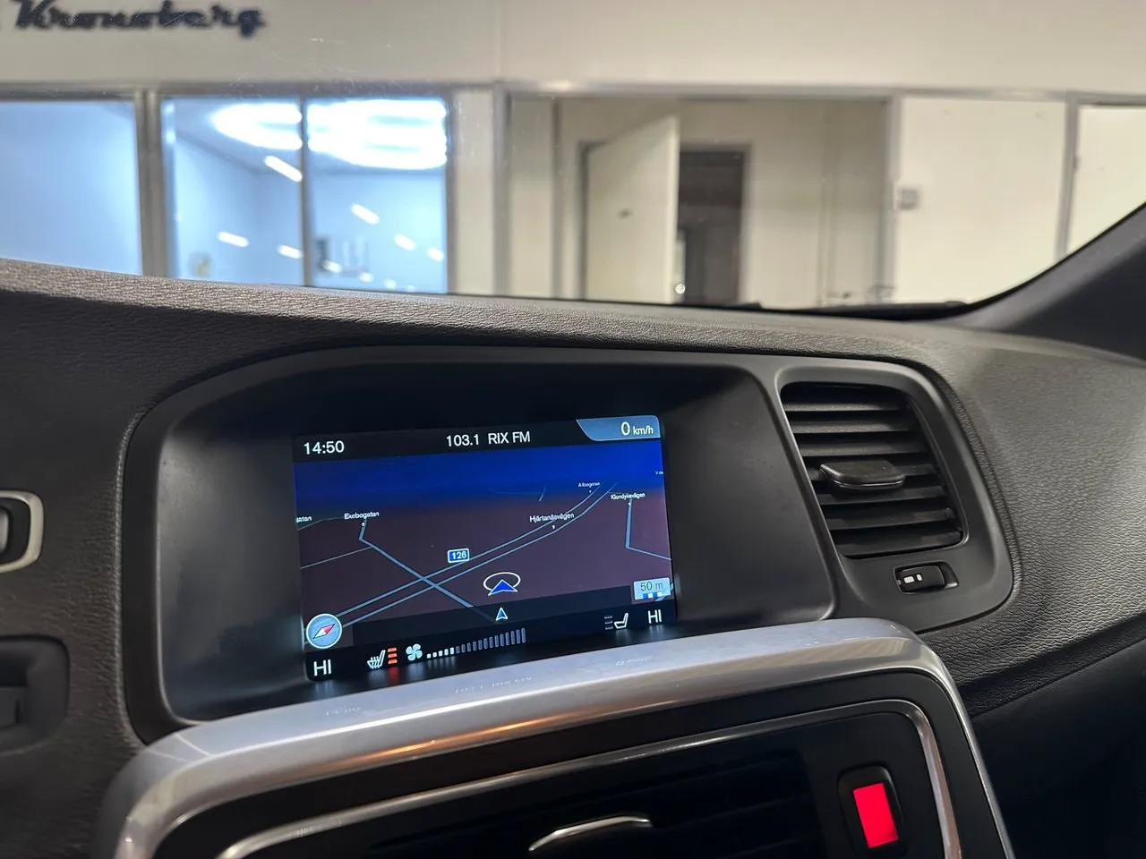 Vehicle image 14