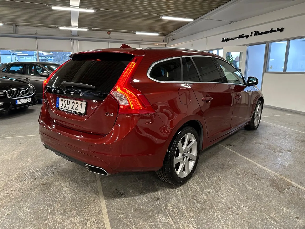 Vehicle image 2
