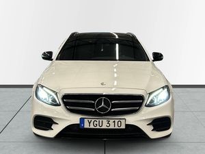 Mercedes E220 bild 2
