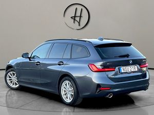 BMW 330 bild 8