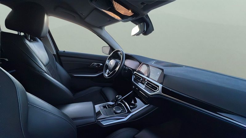 BMW 330 bild 12
