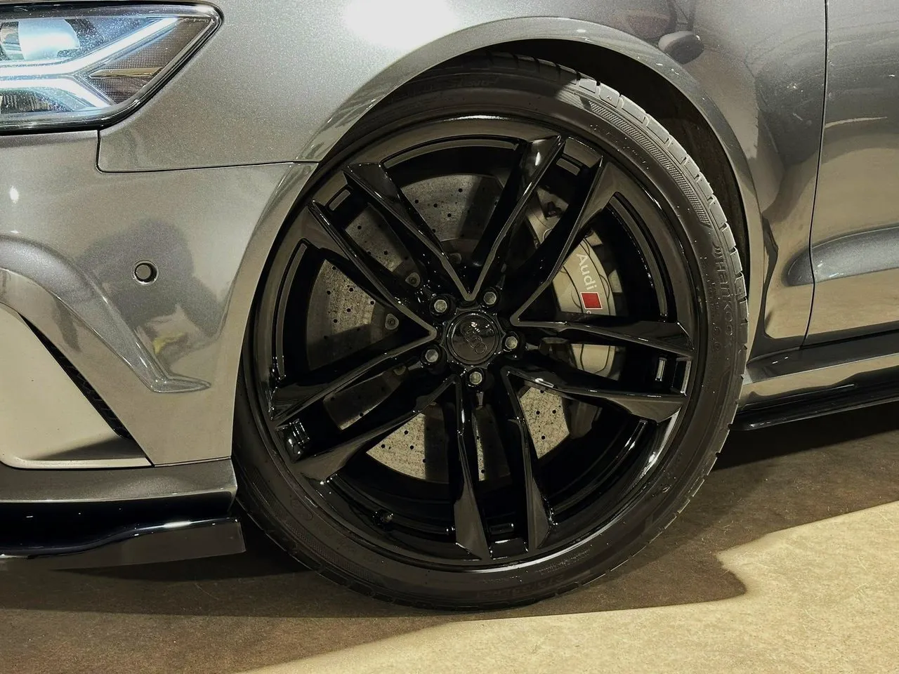 Vehicle image 31