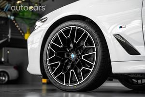 BMW 520 bild 8
