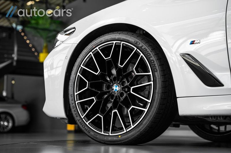 BMW 520 bild 8