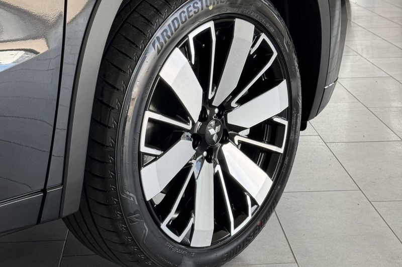 Mitsubishi Outlander bild 12