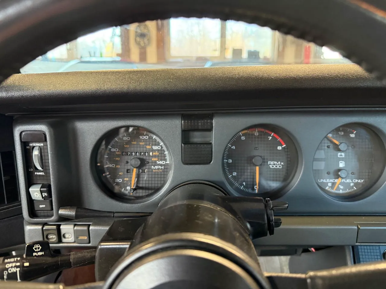 Vehicle image 21