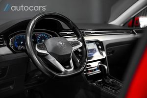 Volkswagen Passat bild 13