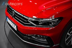 Volkswagen Passat bild 9