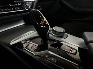 BMW 530 bild 12