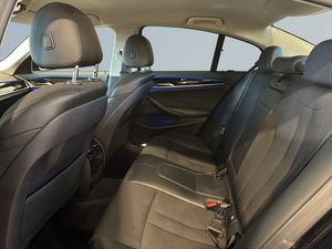 BMW 530 bild 11