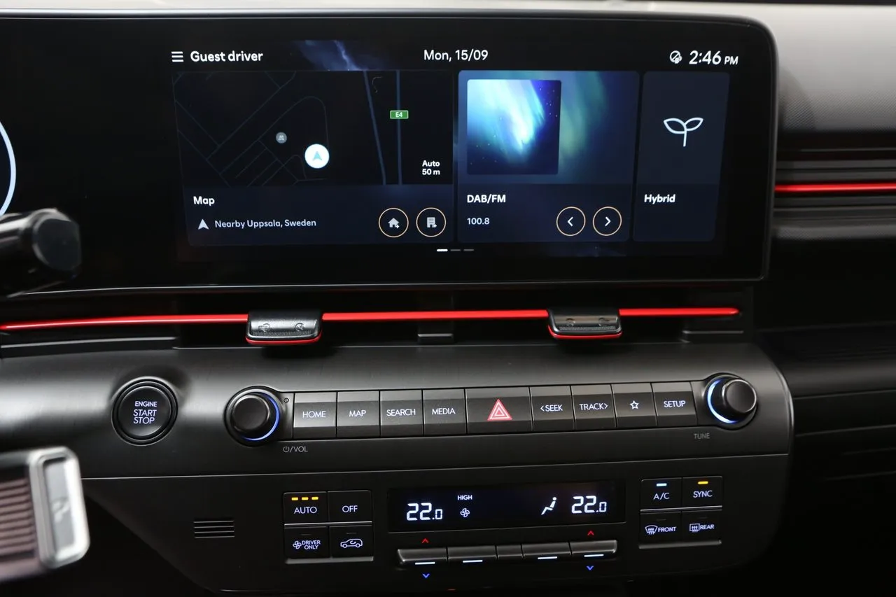 Vehicle image 21