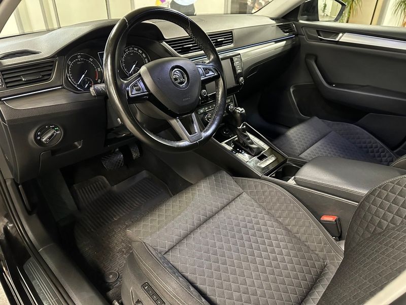 Skoda Superb bild 10