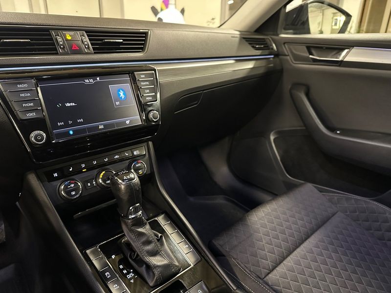 Skoda Superb bild 13