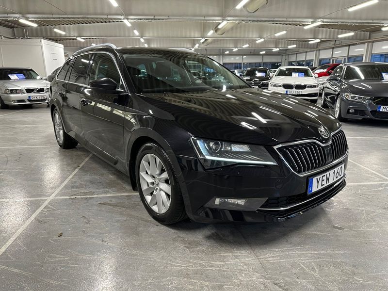 Skoda Superb bild 2
