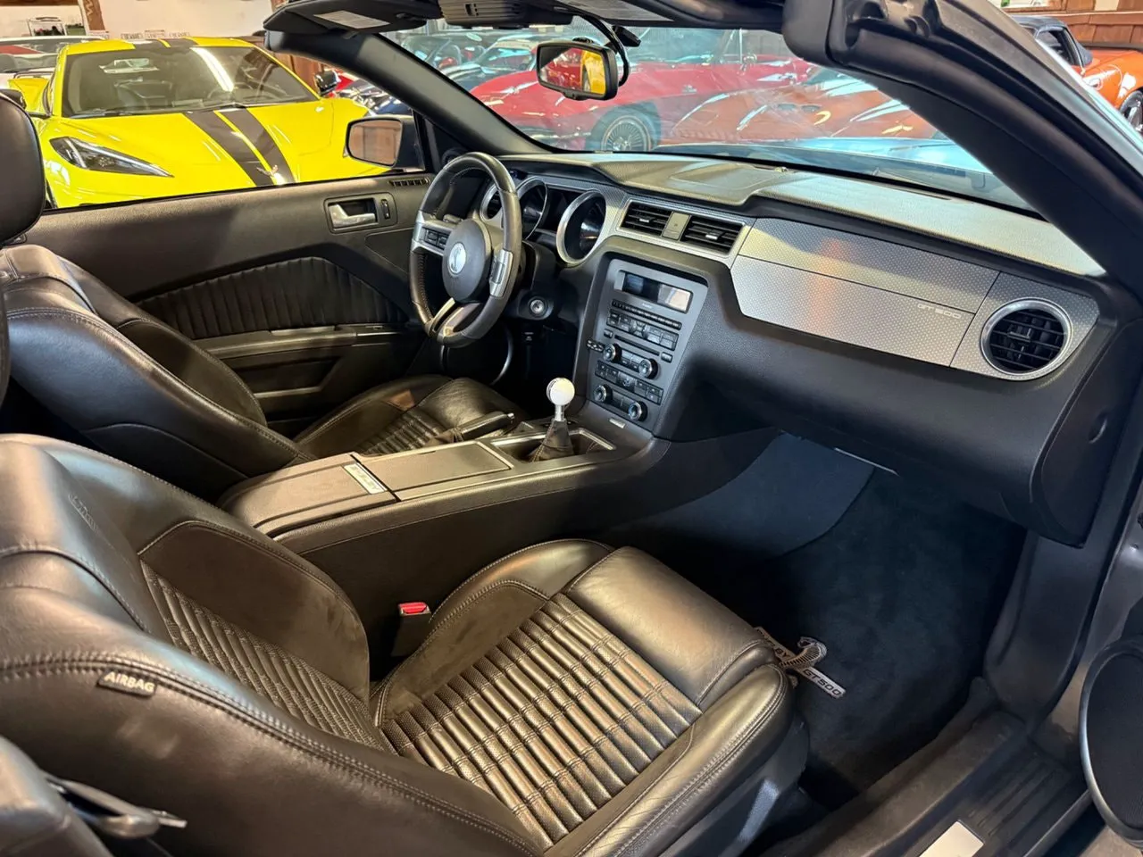 Vehicle image 25