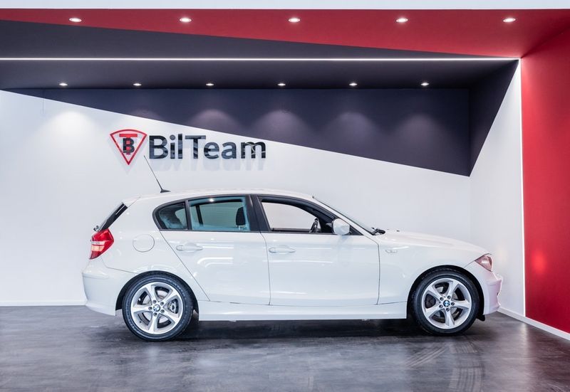 BMW 118 bild 11