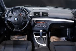 BMW 118 bild 15