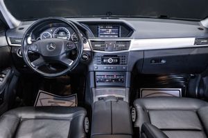 Mercedes E220 bild 15