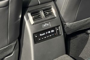 Mazda CX-80 bild 9