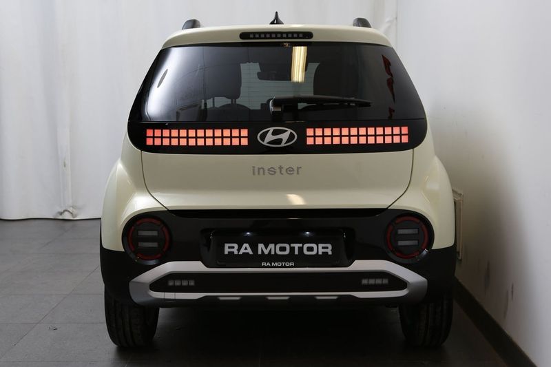 Hyundai Inster bild 4