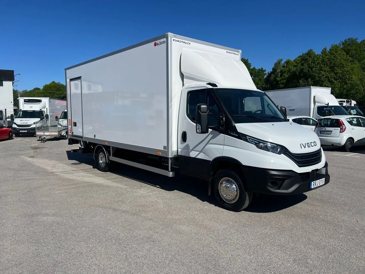Vehicle image 20
