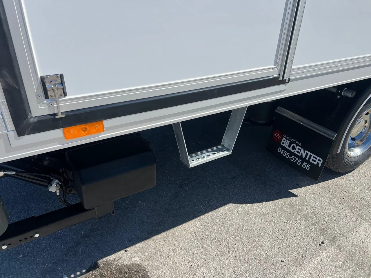 Vehicle image 31