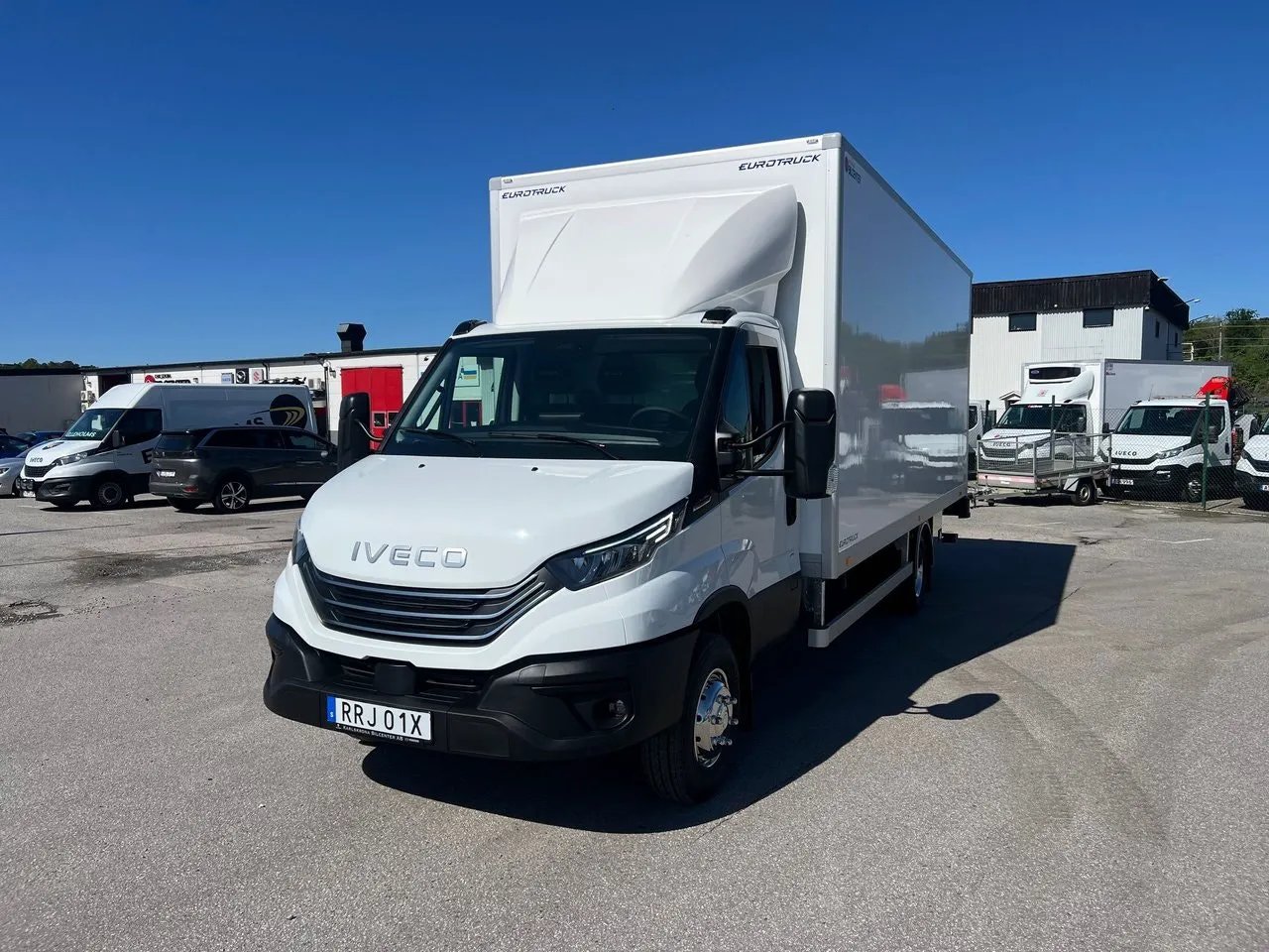 Vehicle image 7