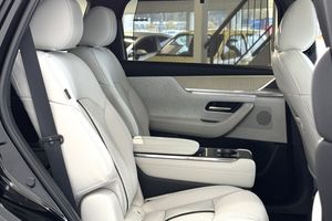 Mazda CX-80 bild 12