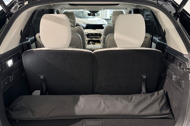 Mazda CX-80 bild 8