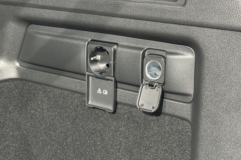 Mazda CX-80 bild 18