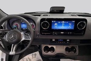 Mercedes e-Sprinter bild 8