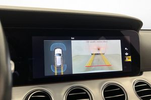Mercedes E200 bild 18