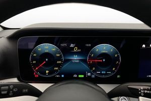 Mercedes E200 bild 13