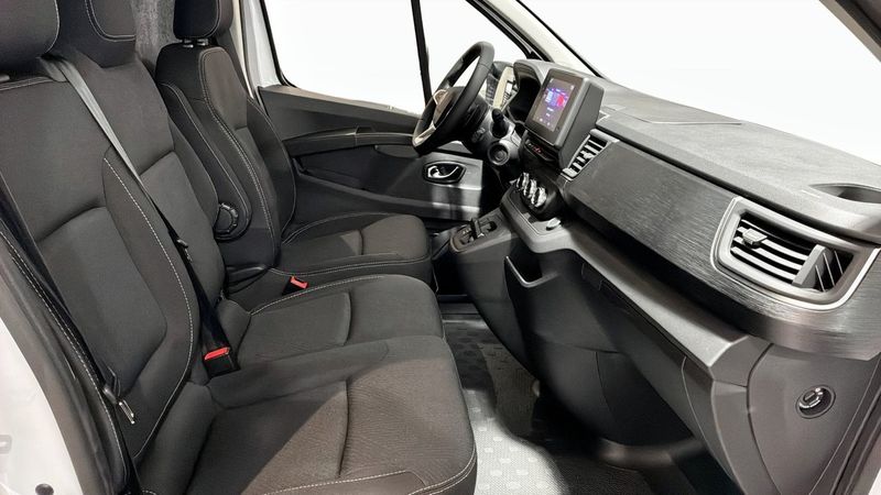 Renault Trafic bild 2