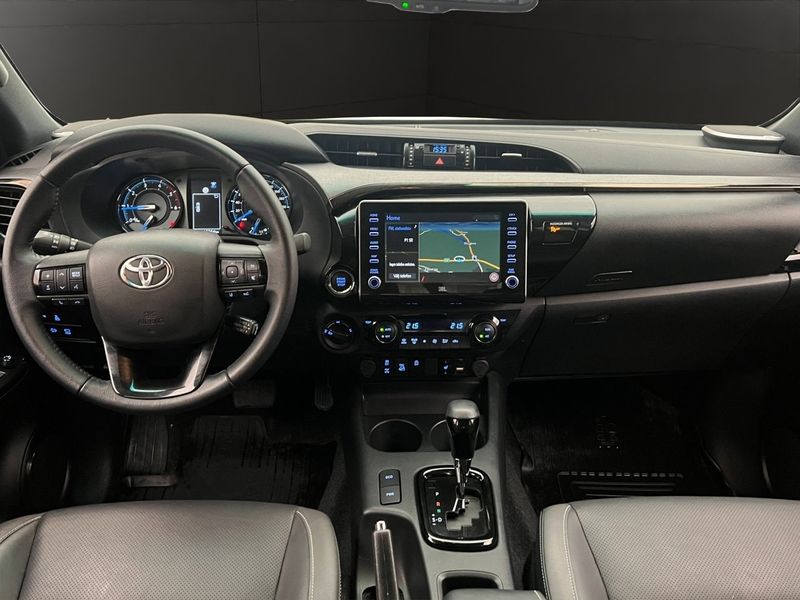 Toyota Hilux bild 16