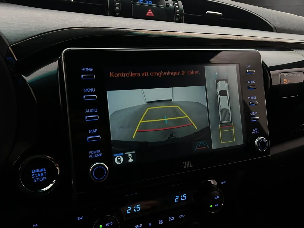Vehicle image 20