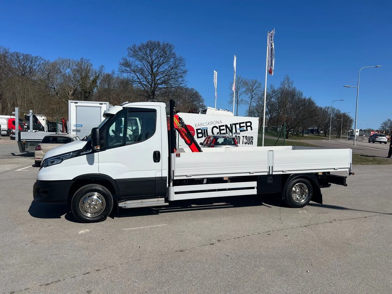 Vehicle image 35