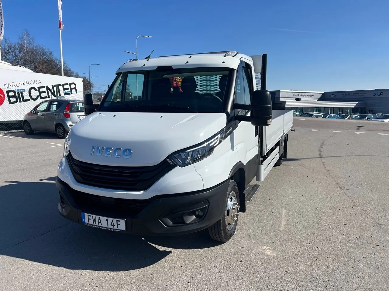 Vehicle image 31