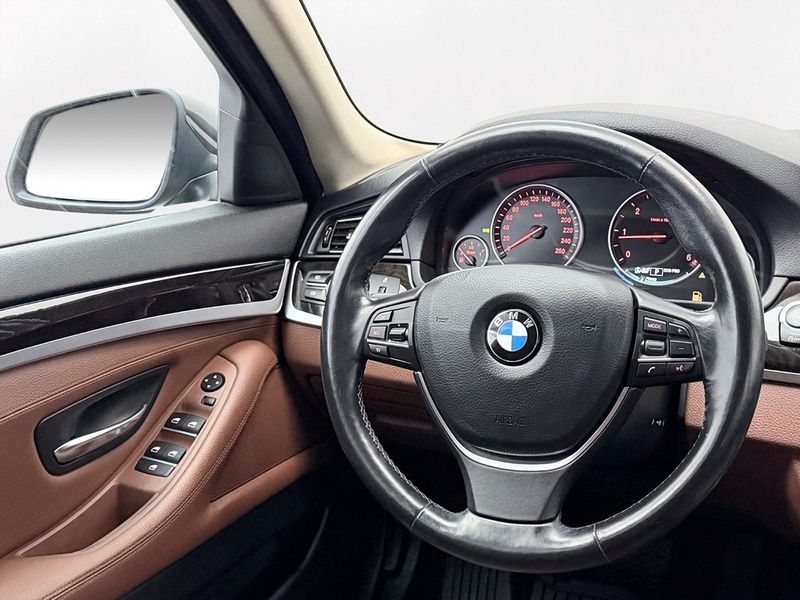 BMW 520 bild 18