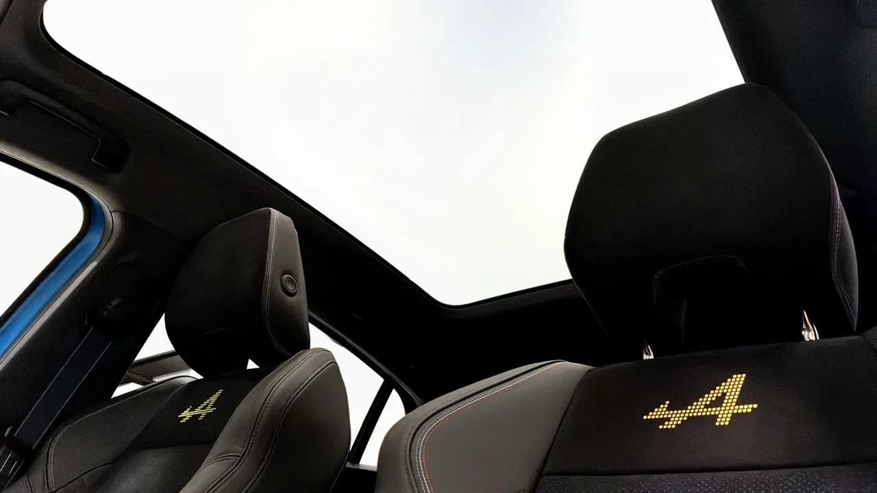 Vehicle image 21