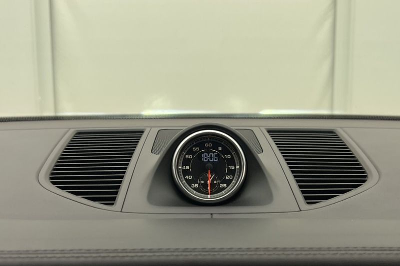 Porsche Macan bild 25