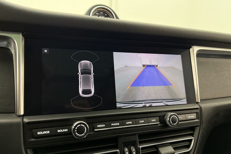 Porsche Macan bild 26