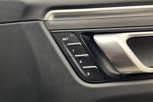 Porsche Macan bild 36