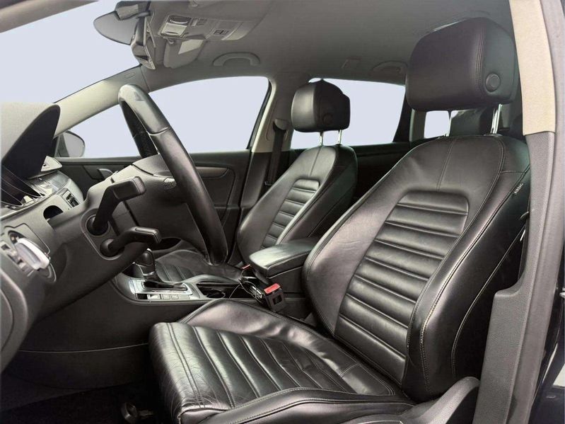 Volkswagen Passat bild 8
