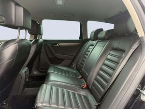 Volkswagen Passat bild 16