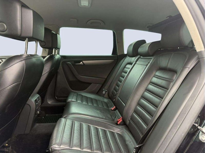 Volkswagen Passat bild 16